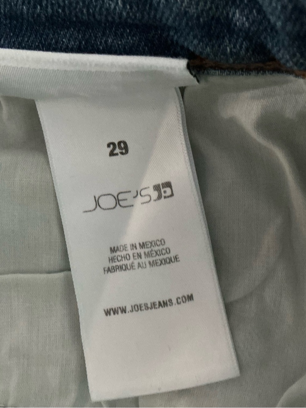 Joe's Jeans The Lara Mid Rise Ankle Cigarette SZ 29 Light distress EUC NO FLAWS - Picture 7 of 7